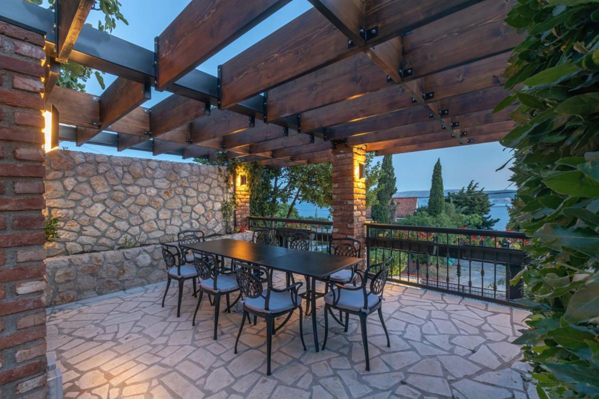 Cvrk Family House Novi Vinodolski Exteriér fotografie